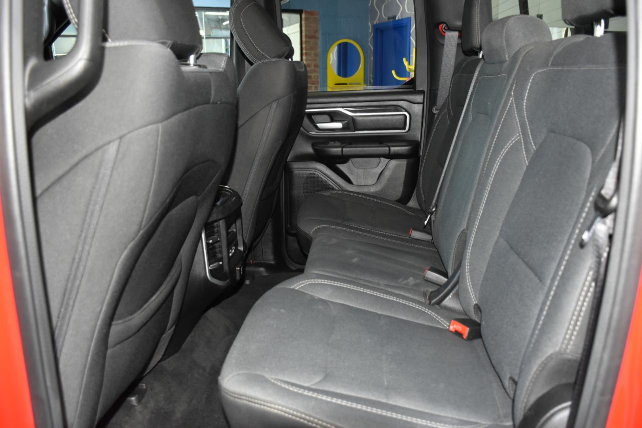 RAM 1500 Big Horn Quad Cab 4WD 2022