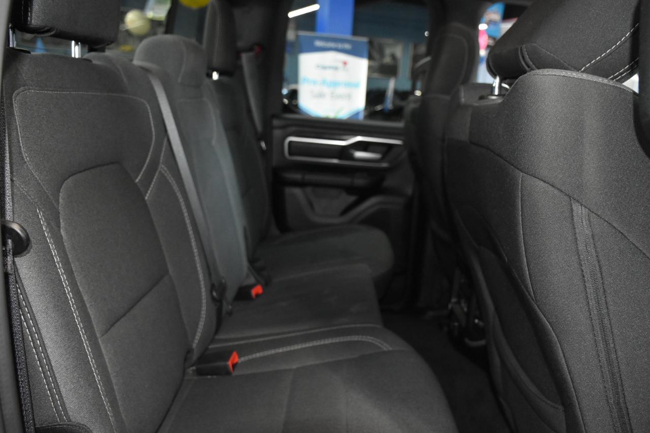 RAM 1500 Big Horn Quad Cab 4WD 2022