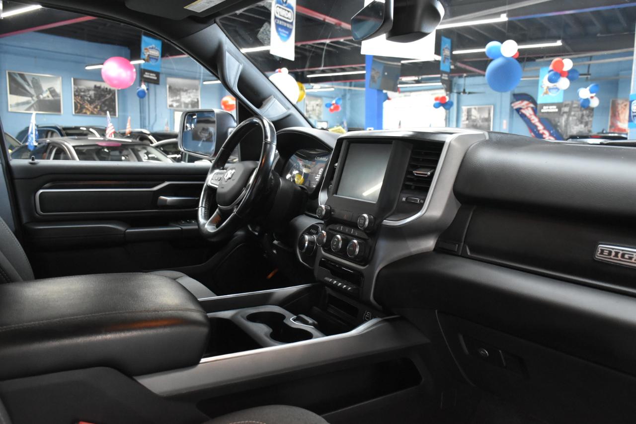 RAM 1500 Big Horn Quad Cab 4WD 2022