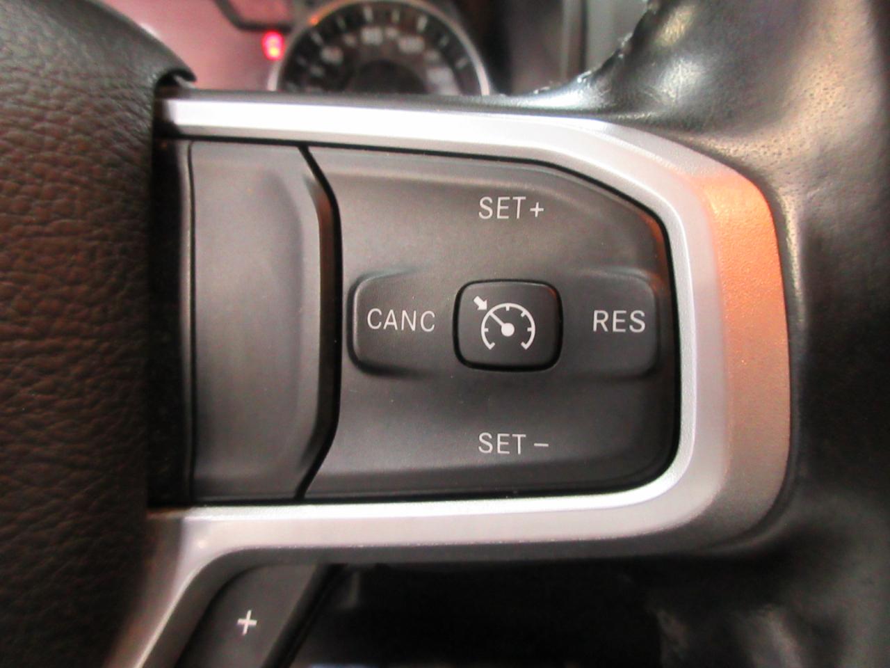 RAM 1500 Big Horn Quad Cab 4WD 2022