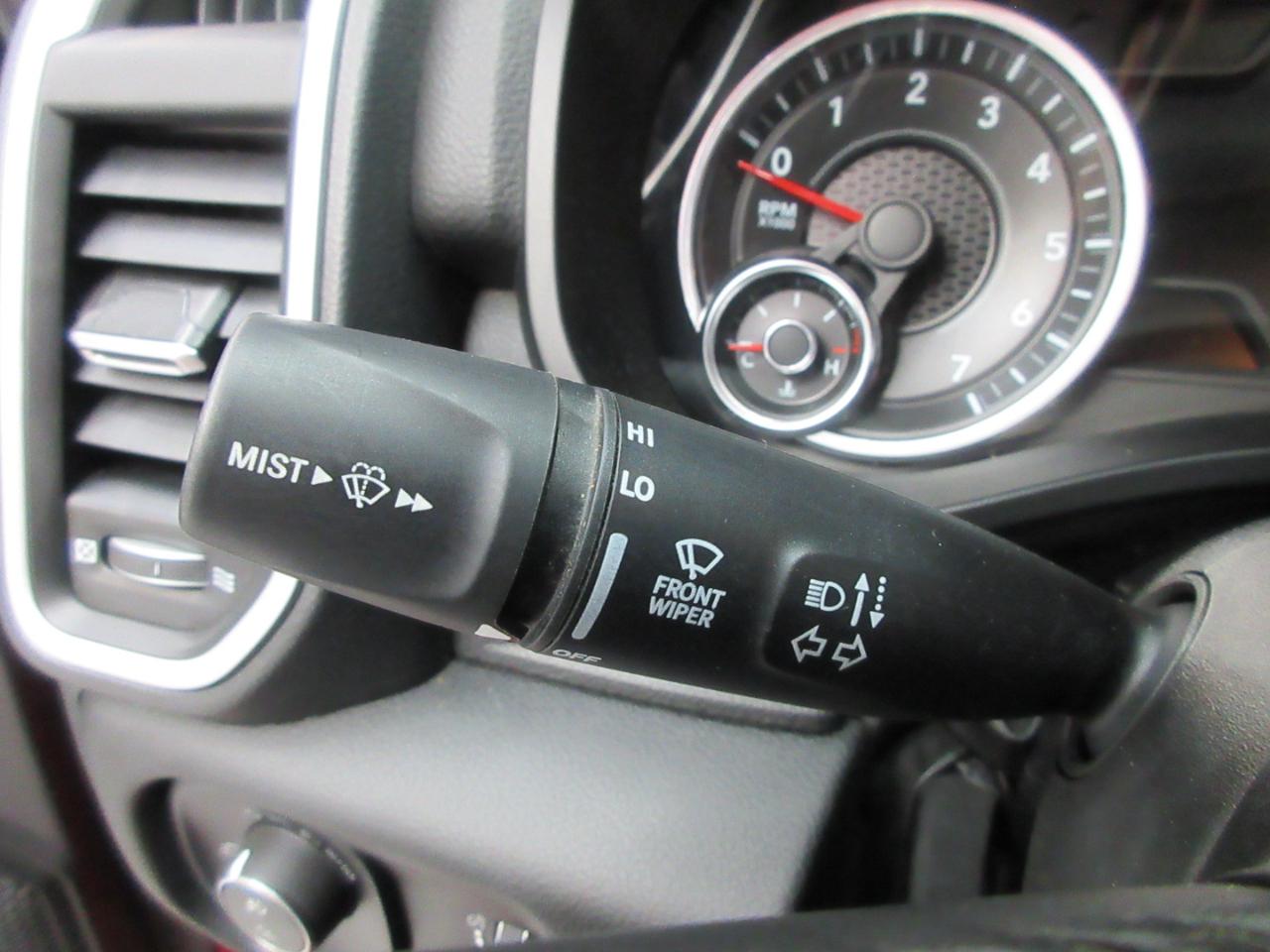 RAM 1500 Big Horn Quad Cab 4WD 2022