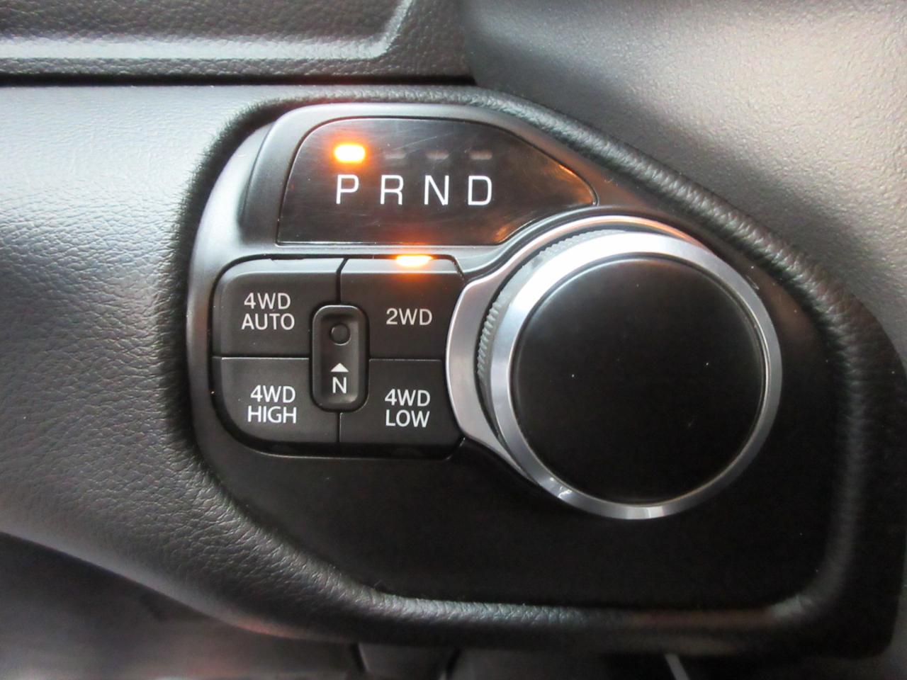 RAM 1500 Big Horn Quad Cab 4WD 2022