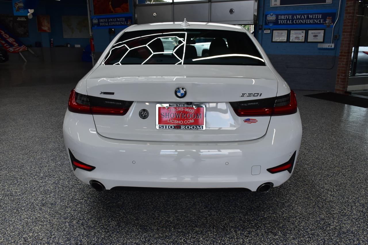 BMW 3-Series 330i xDrive 2020