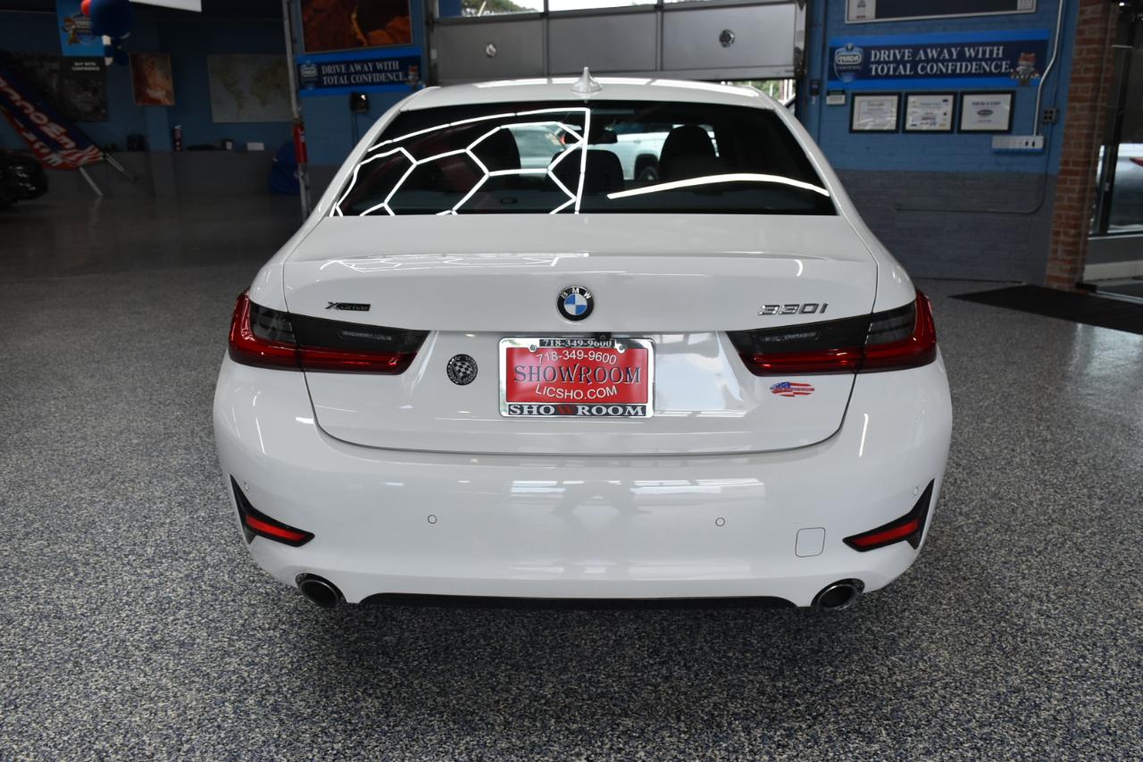 BMW 3-Series 330i xDrive 2020