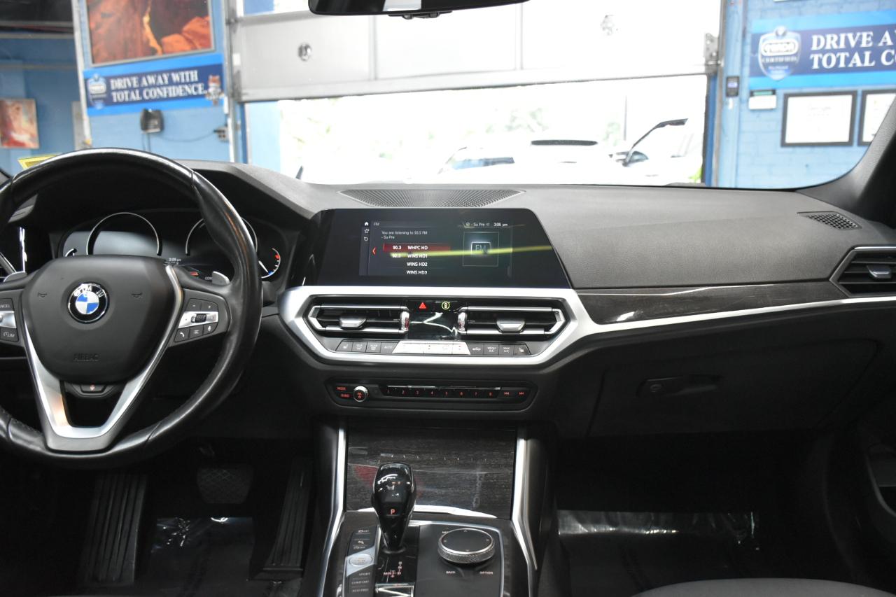 BMW 3-Series 330i xDrive 2020
