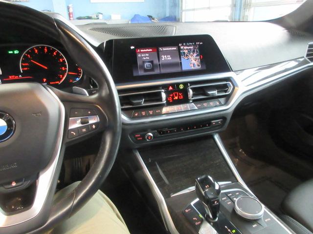 BMW 3-Series 330i xDrive 2020