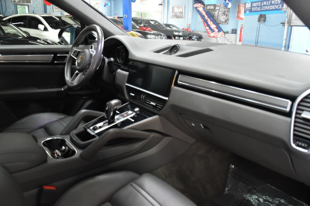Porsche Cayenne S Coupe 2020