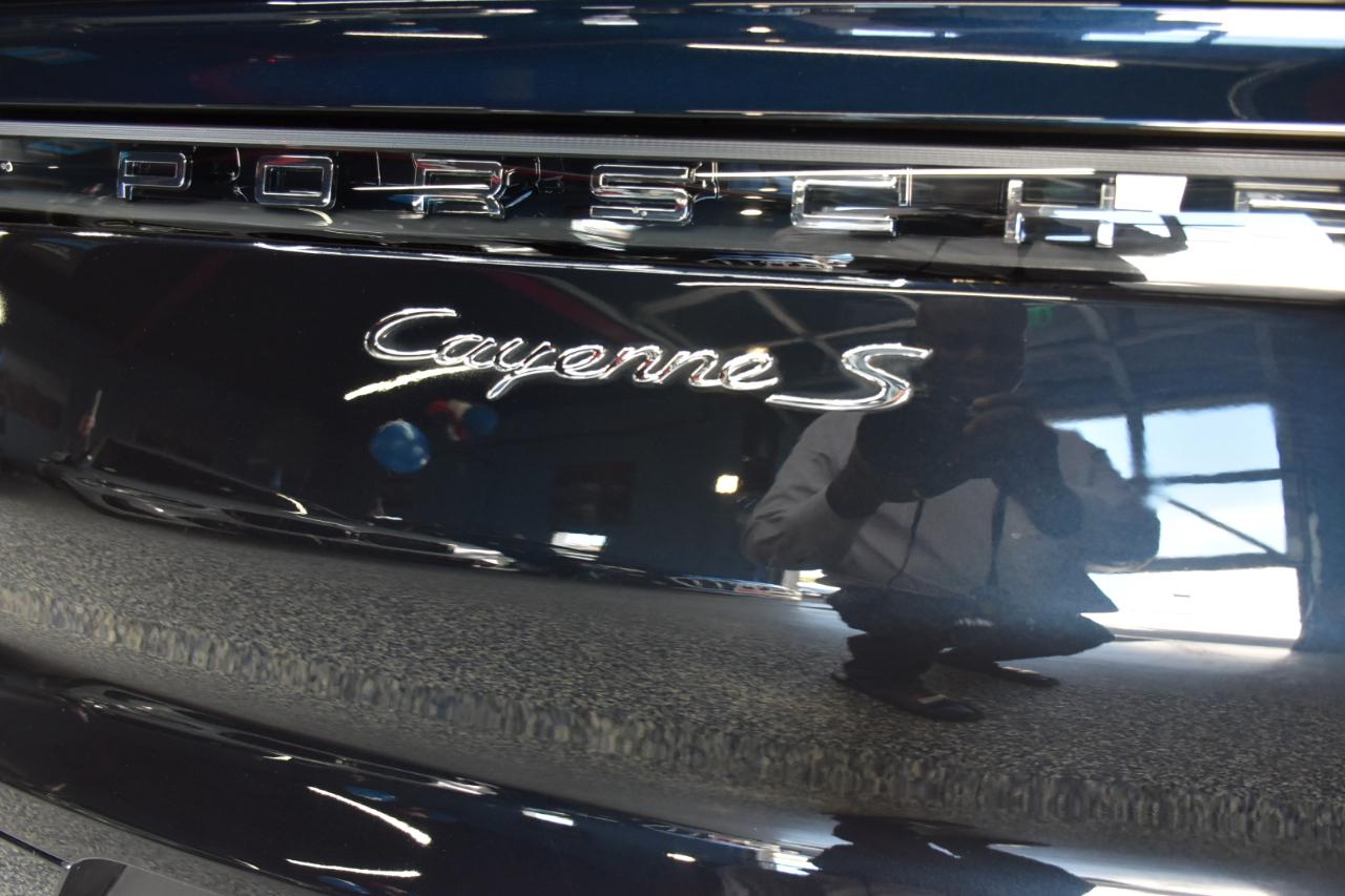 Porsche Cayenne S Coupe 2020