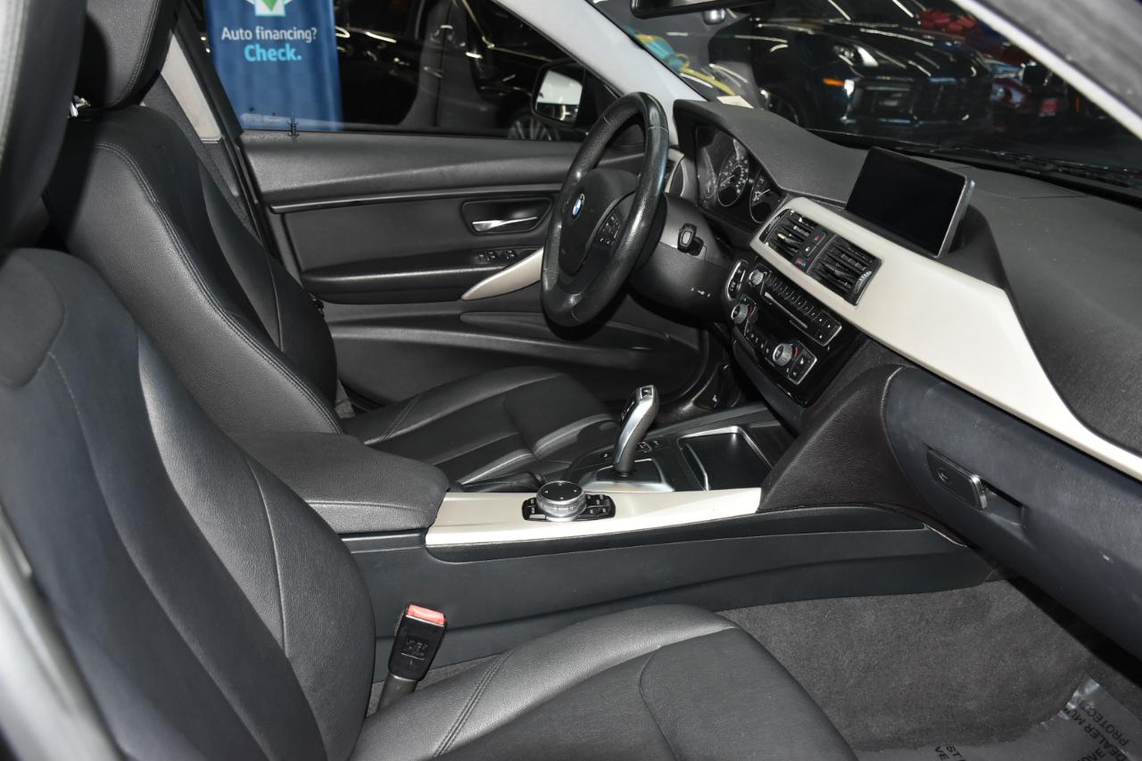 BMW 3-Series 320i xDrive Sedan 2016