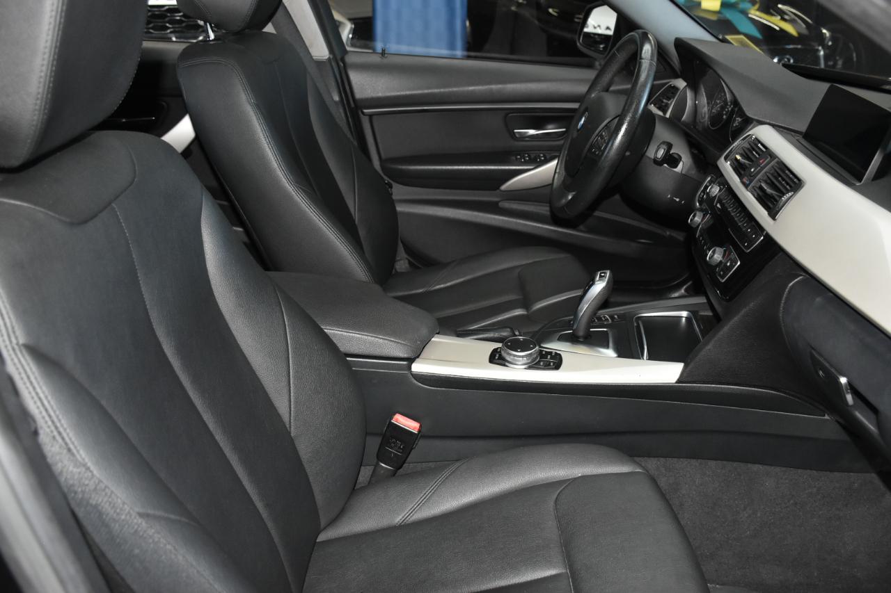 BMW 3-Series 320i xDrive Sedan 2016