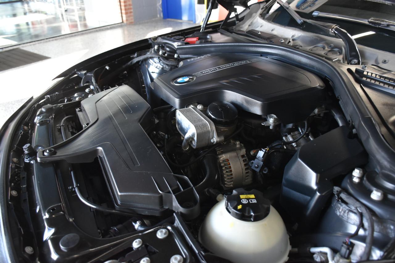 BMW 3-Series 320i xDrive Sedan 2016