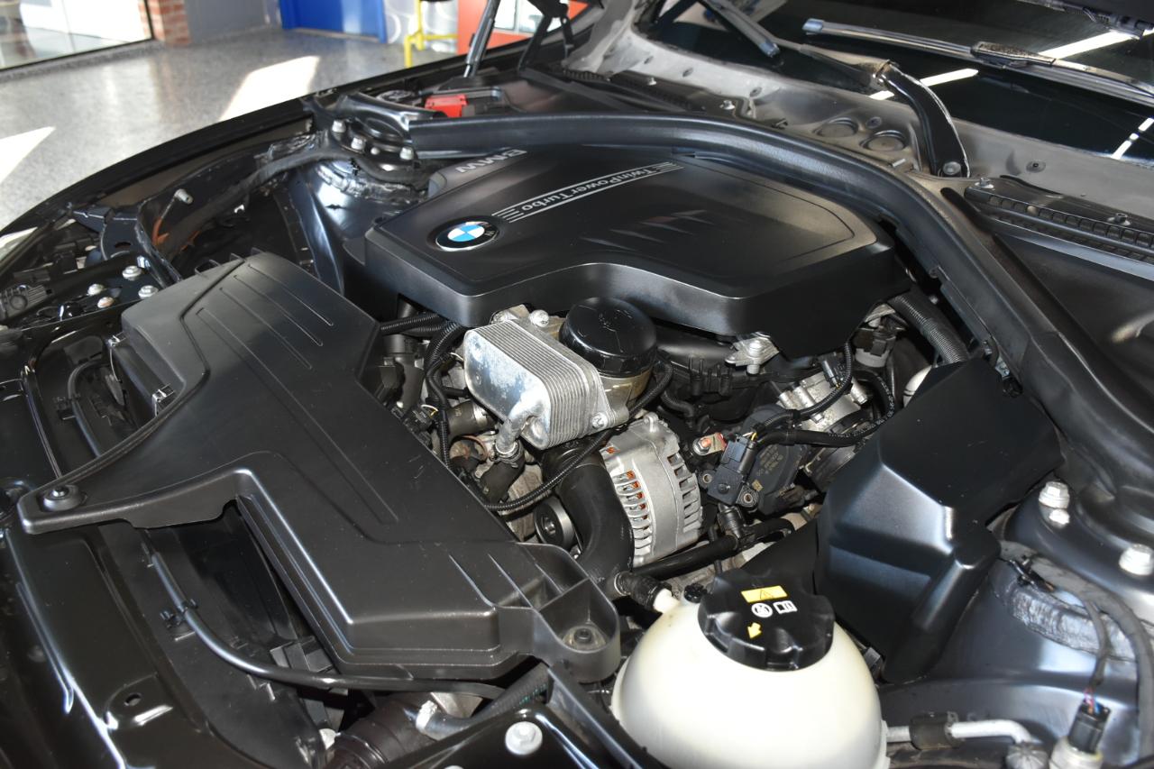 BMW 3-Series 320i xDrive Sedan 2016