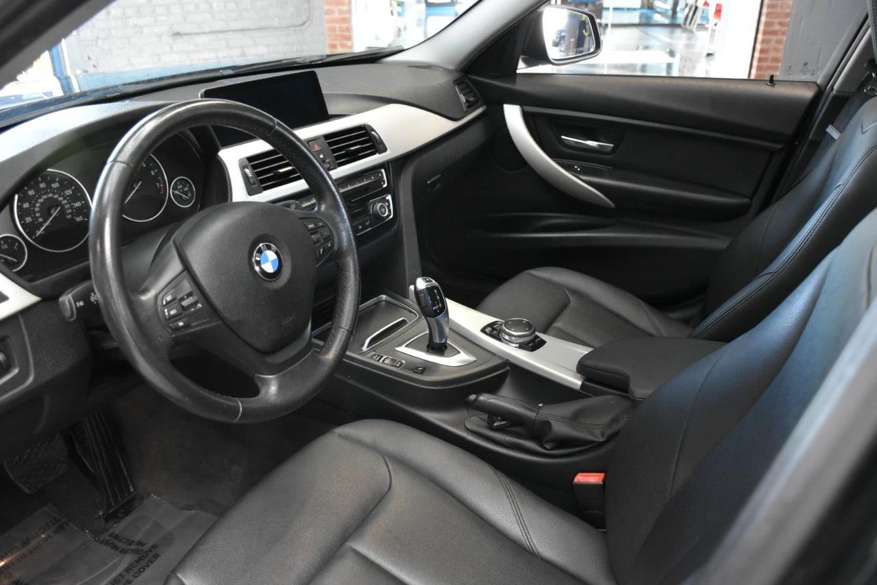 BMW 3-Series 320i xDrive Sedan 2016