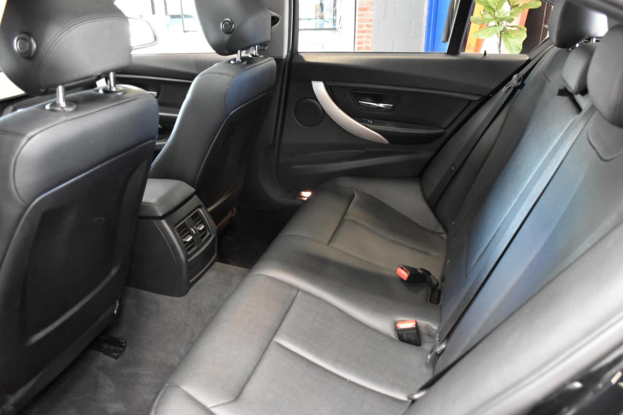 BMW 3-Series 320i xDrive Sedan 2016
