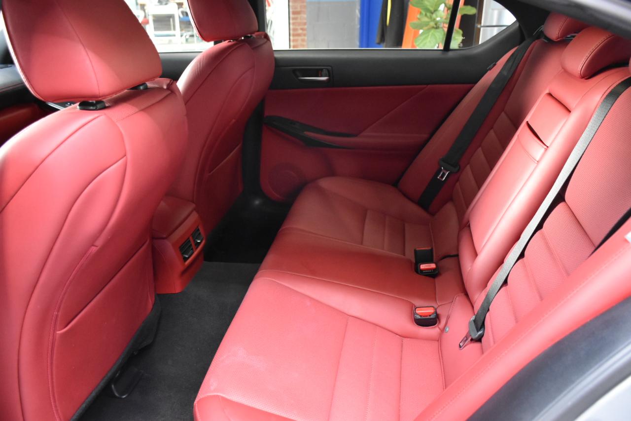 Lexus IS IS 300 F Sport AWD 2021