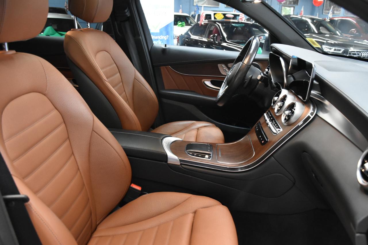 Mercedes-Benz GLC-Class Coupe GLC300 4MATIC 2022