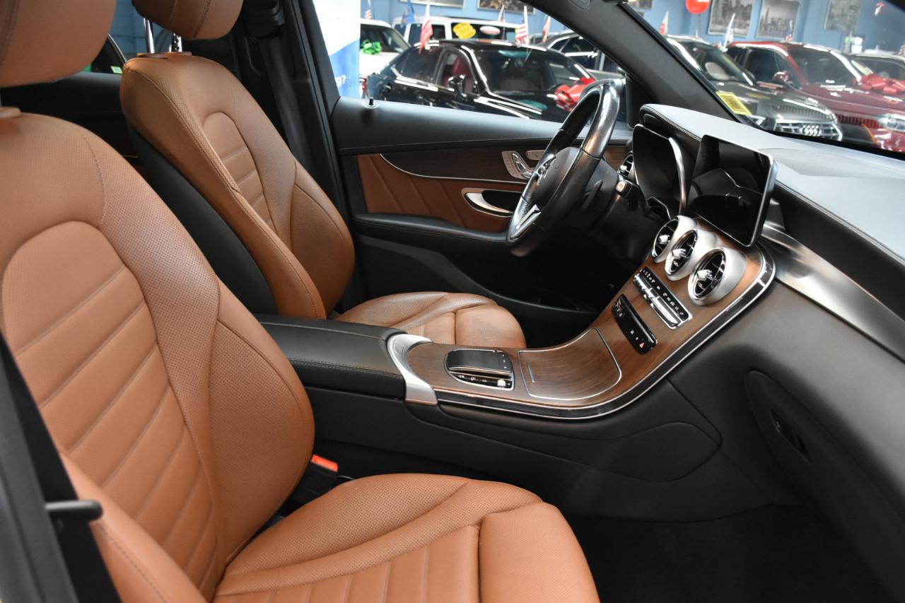 Mercedes-Benz GLC-Class Coupe GLC300 4MATIC 2022