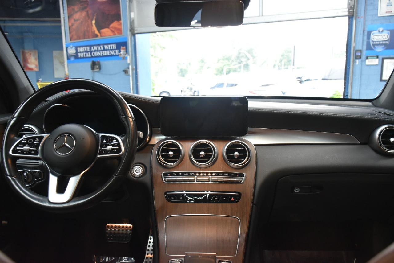 Mercedes-Benz GLC-Class Coupe GLC300 4MATIC 2022
