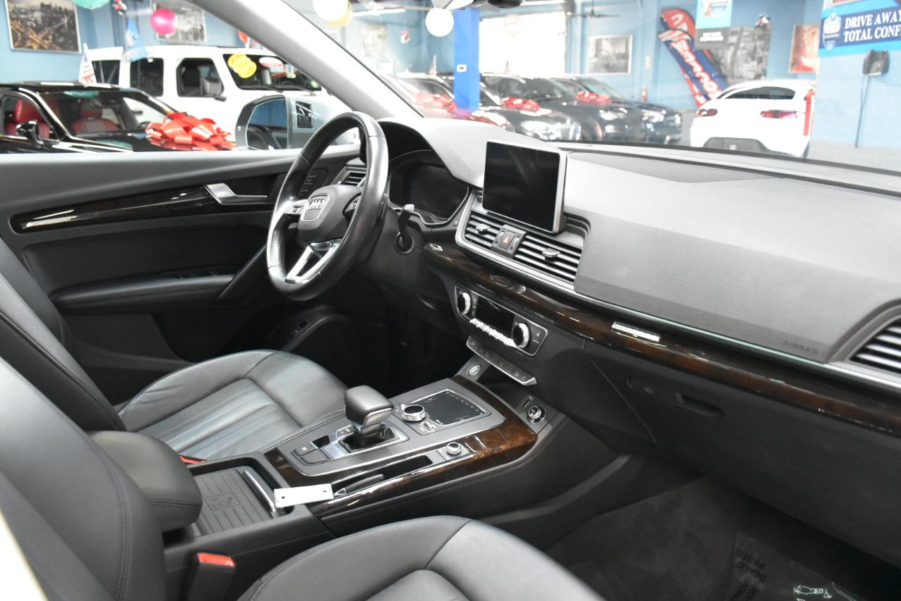 Audi Q5 2.0T Premium Plus quattro 2019