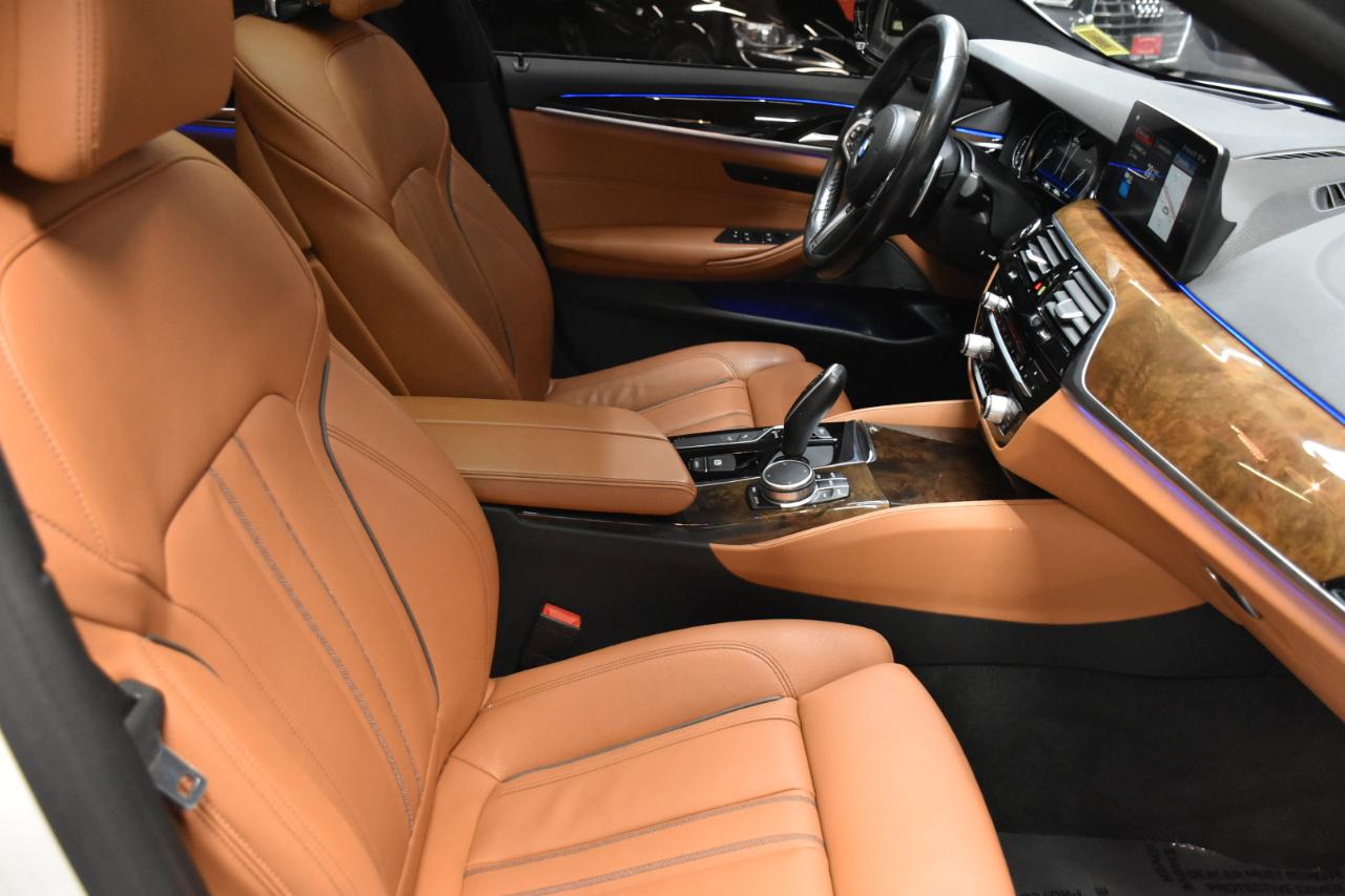 BMW 5-Series  2019