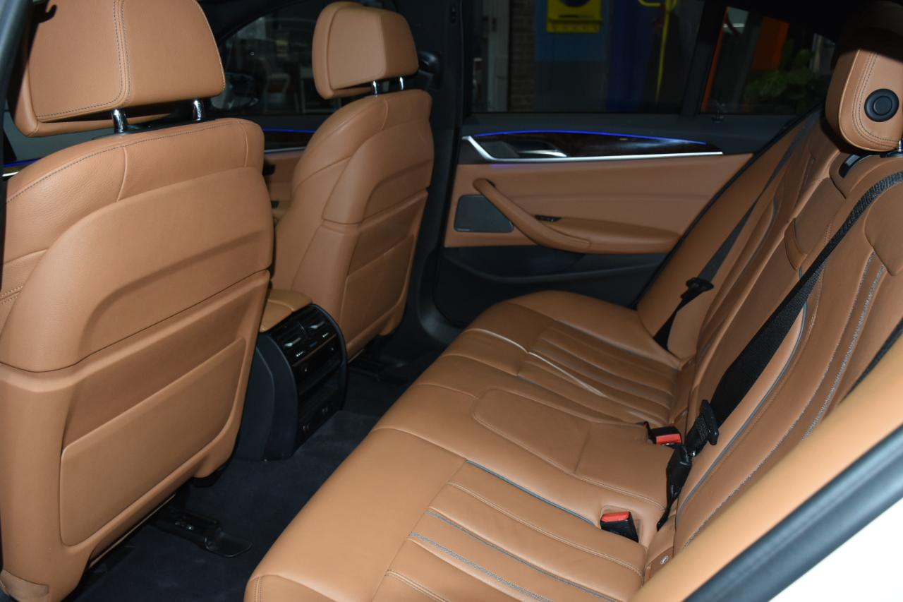 BMW 5-Series  2019