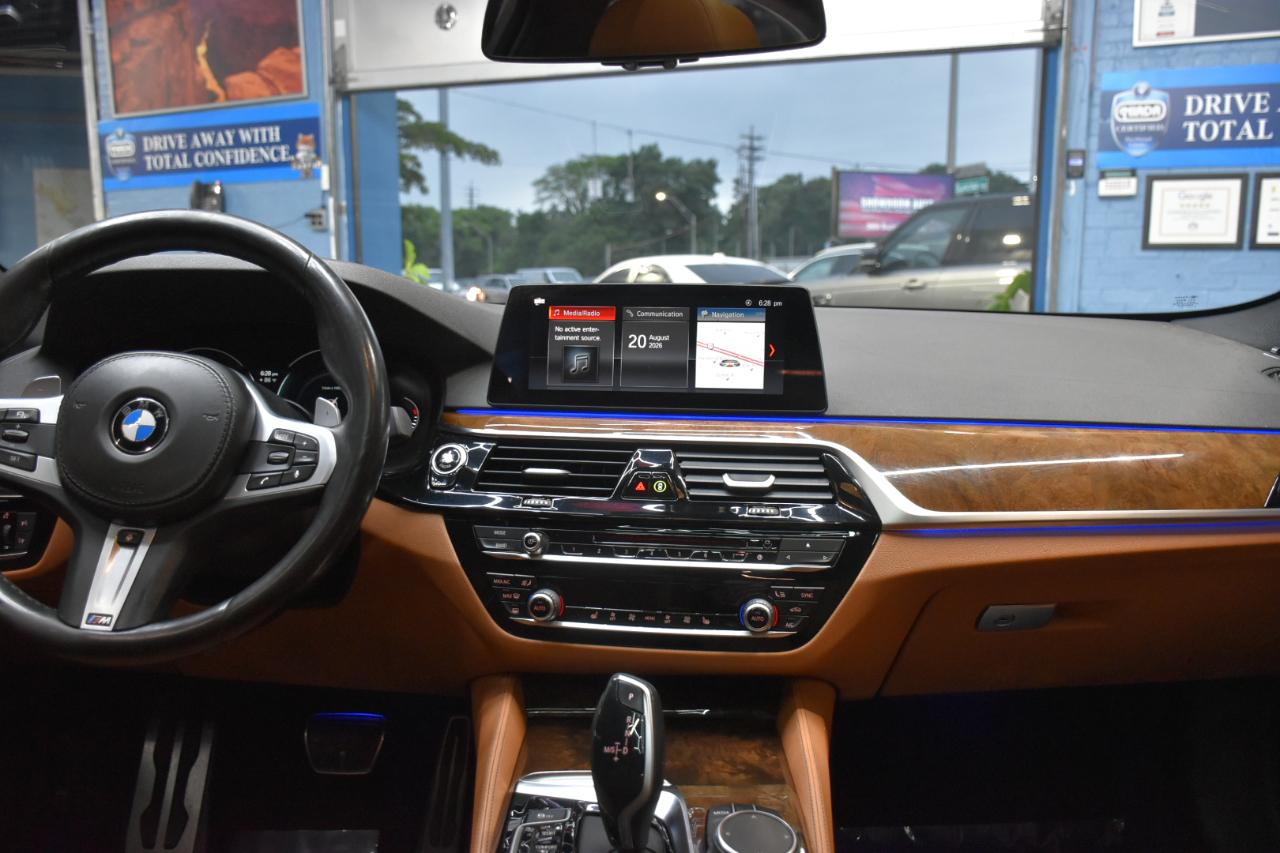 BMW 5-Series  2019