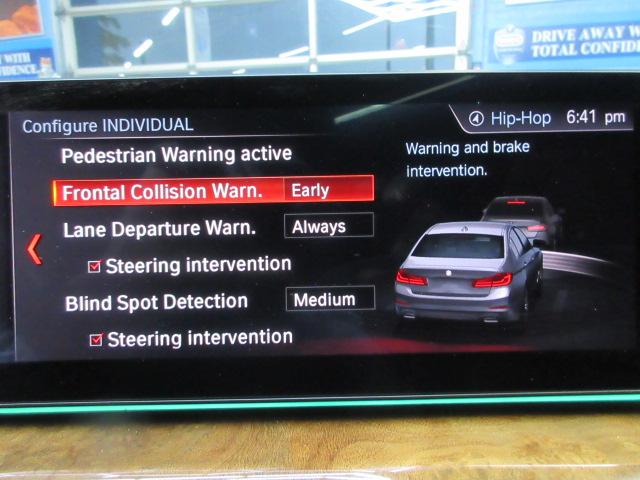 BMW 5-Series  2019