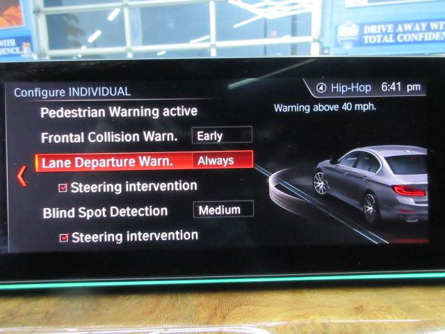 BMW 5-Series  2019