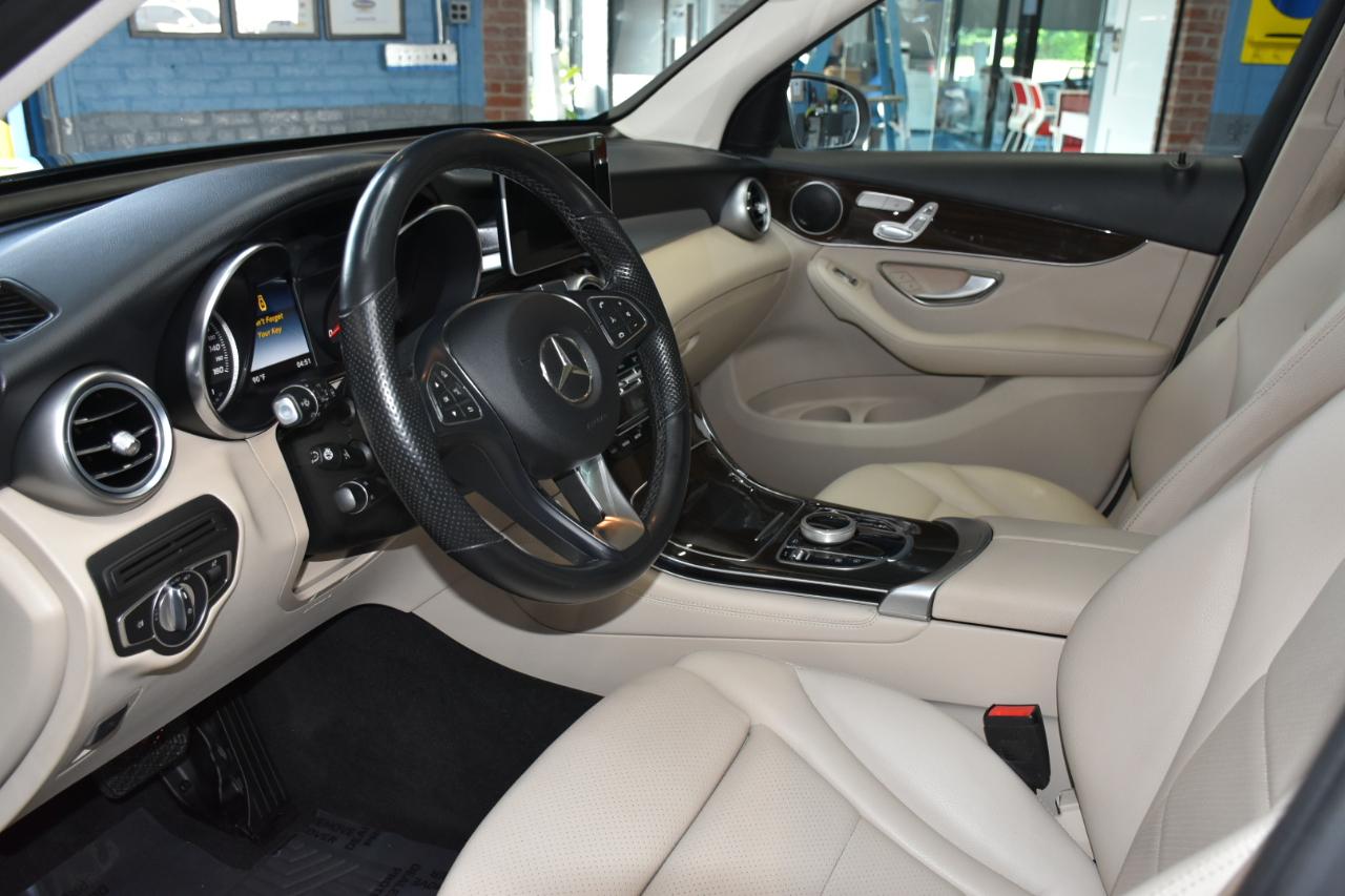 Mercedes-Benz GLC-Class GLC300 4MATIC 2019