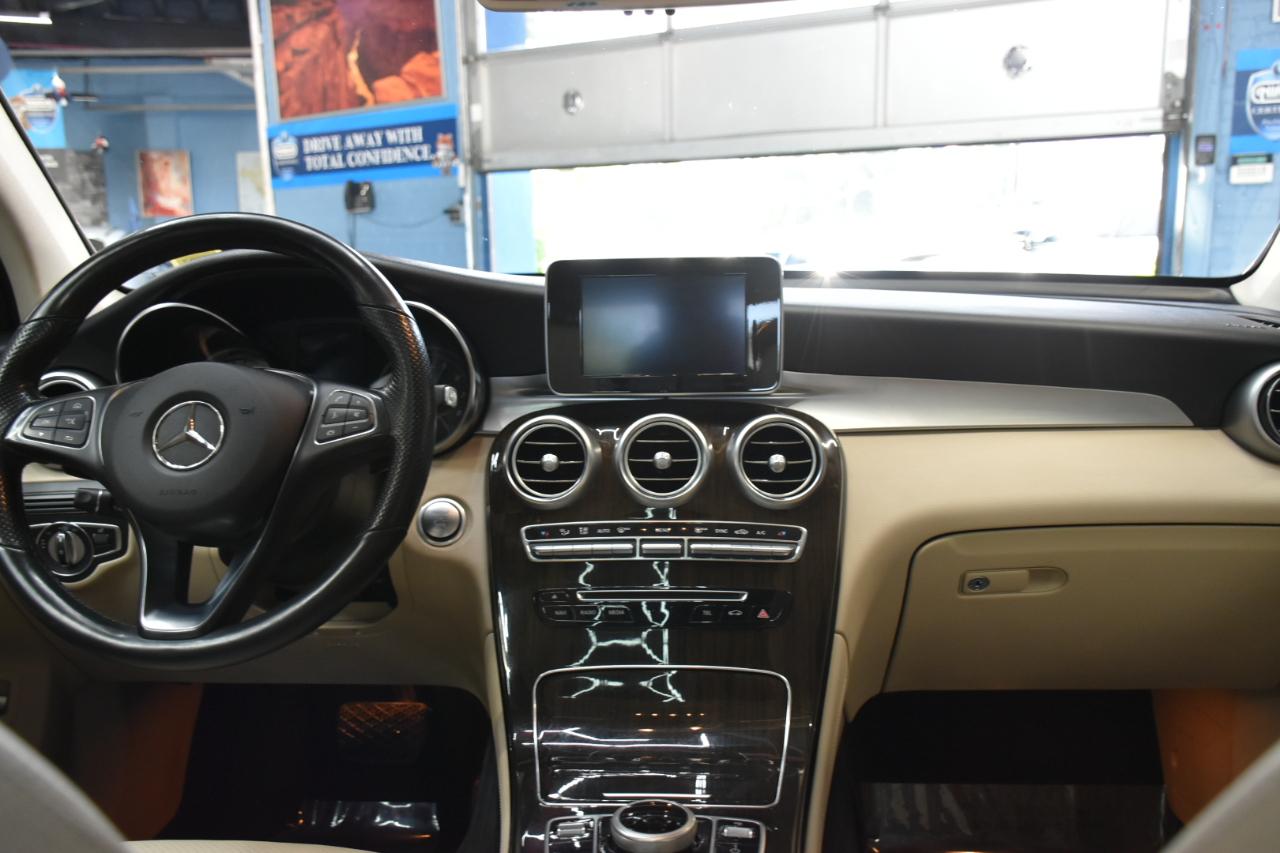 Mercedes-Benz GLC-Class GLC300 4MATIC 2019