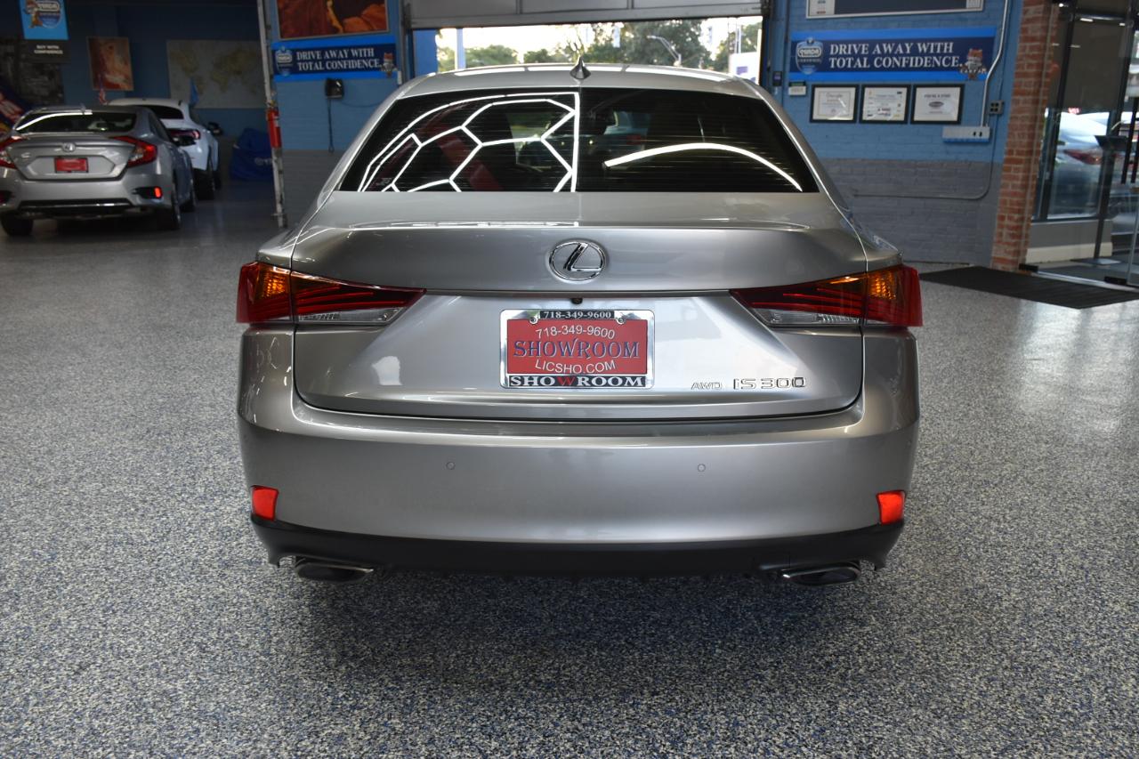 Lexus IS 300 AWD 2018