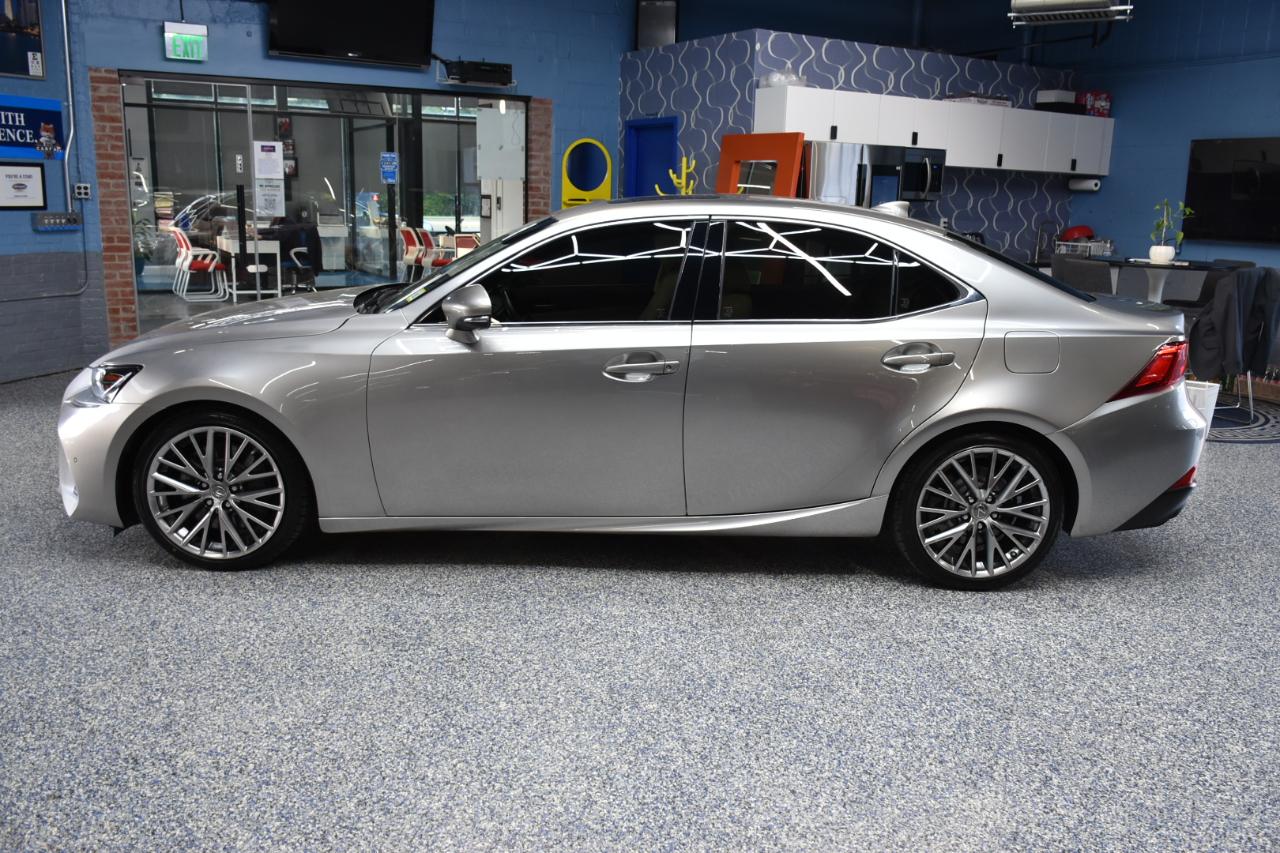 Lexus IS 300 AWD 2018