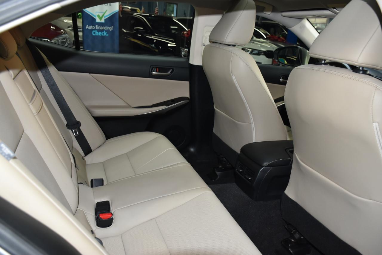 Lexus IS 300 AWD 2018