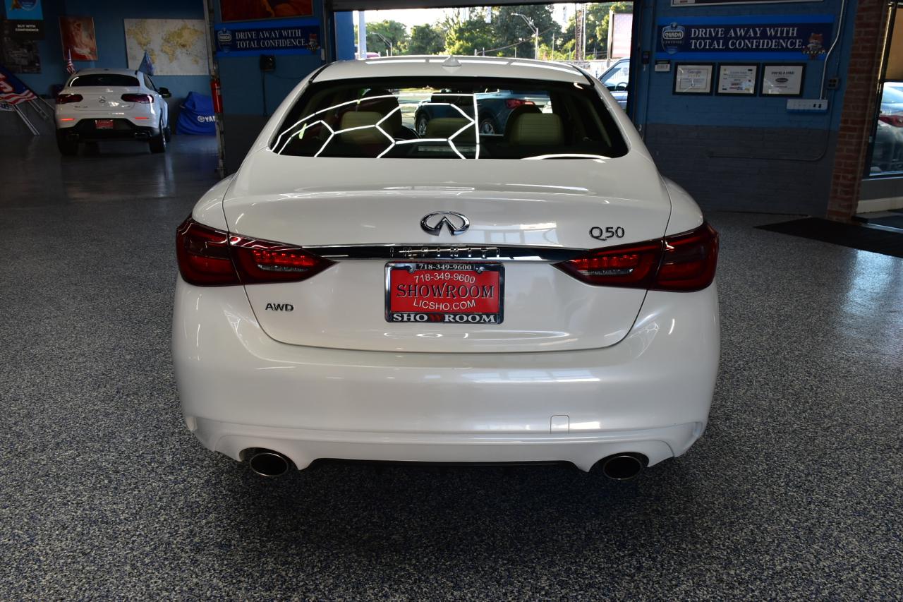 Infiniti Q50 3.0t LUXE AWD 2019