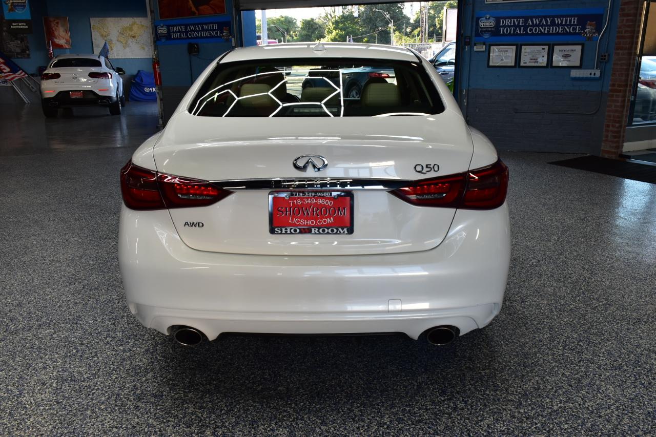 Infiniti Q50 3.0t LUXE AWD 2019