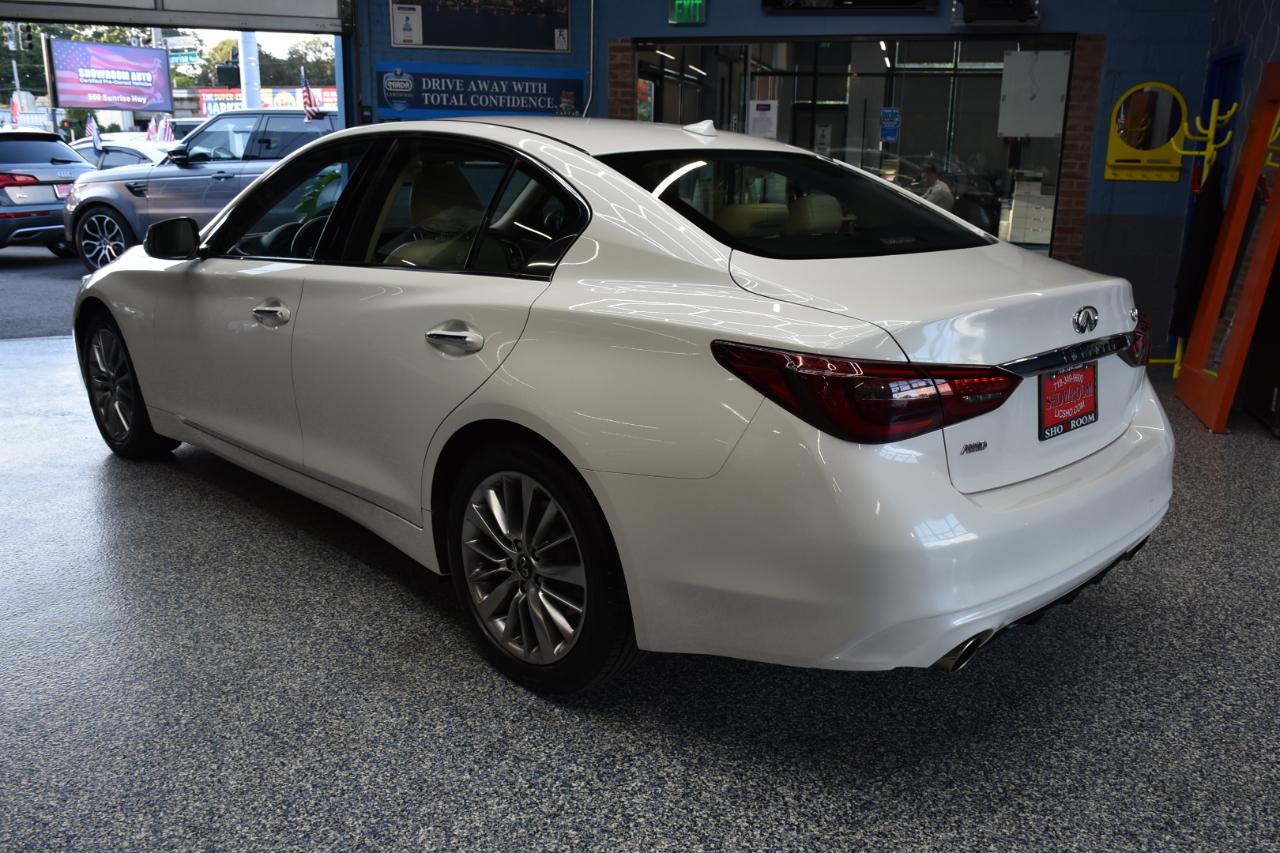 Infiniti Q50 3.0t LUXE AWD 2019