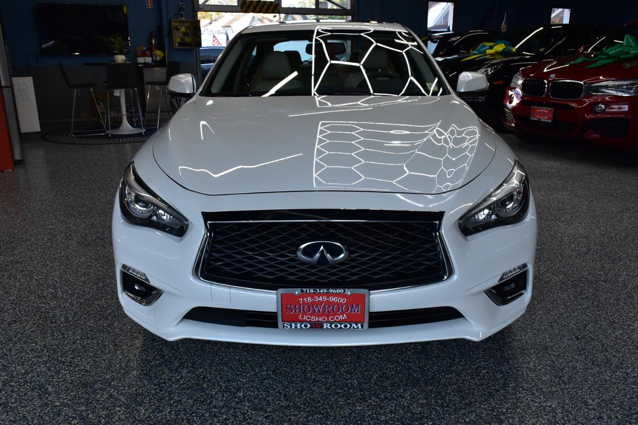 Infiniti Q50 3.0t LUXE AWD 2019