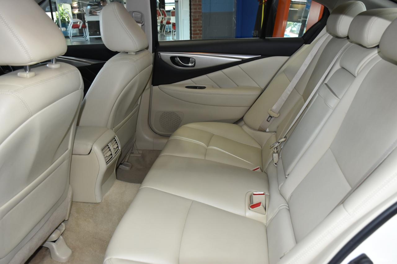 Infiniti Q50 3.0t LUXE AWD 2019