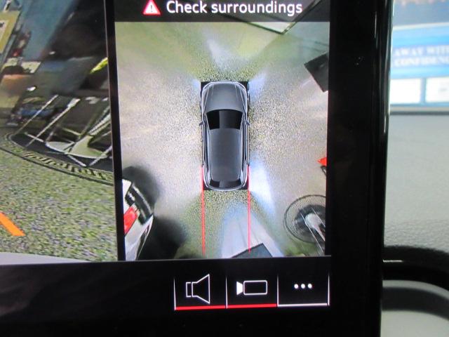 Audi Q5 photo 35