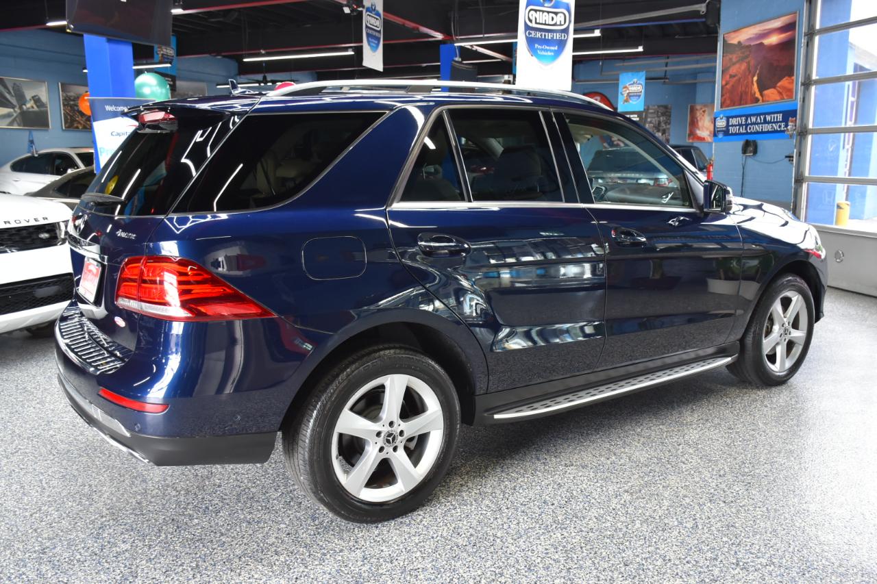 Mercedes-Benz GLE-Class photo 3