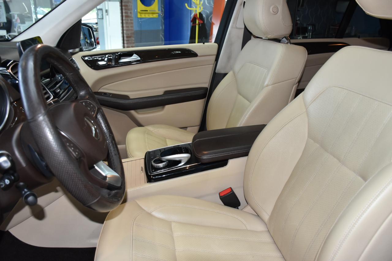 Mercedes-Benz GLE-Class photo 44