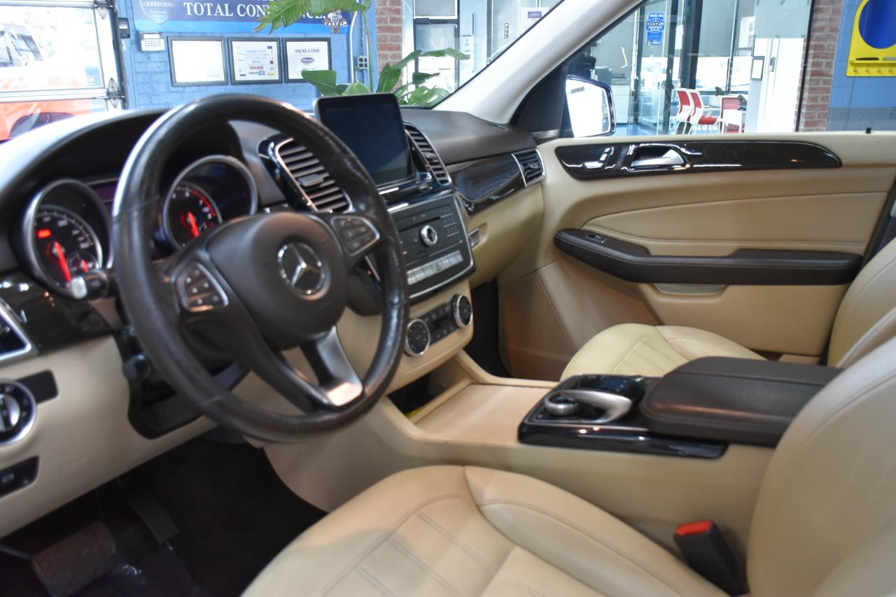 Mercedes-Benz GLE-Class photo 47