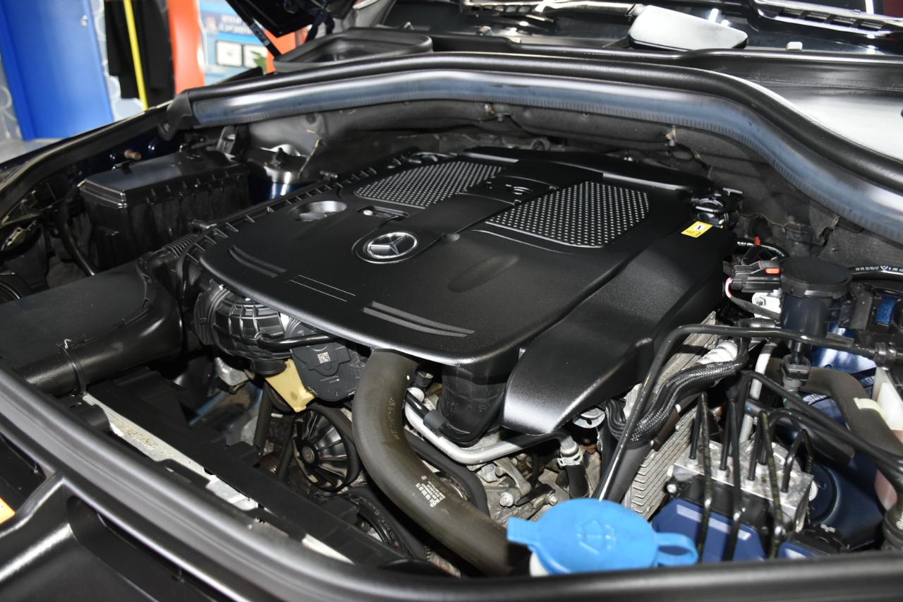 Mercedes-Benz GLE-Class photo 62