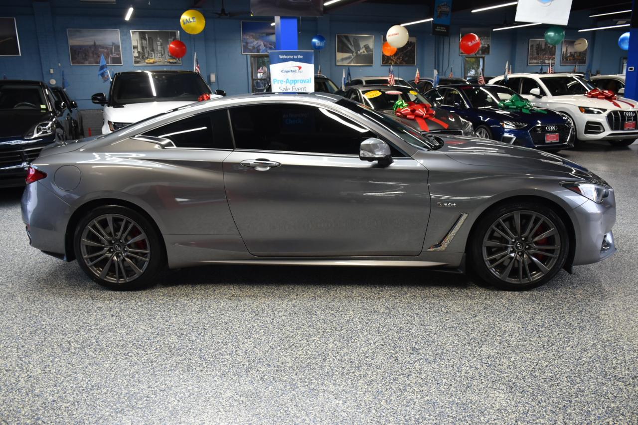 Infiniti Q60 Red Sport 400 AWD 2017