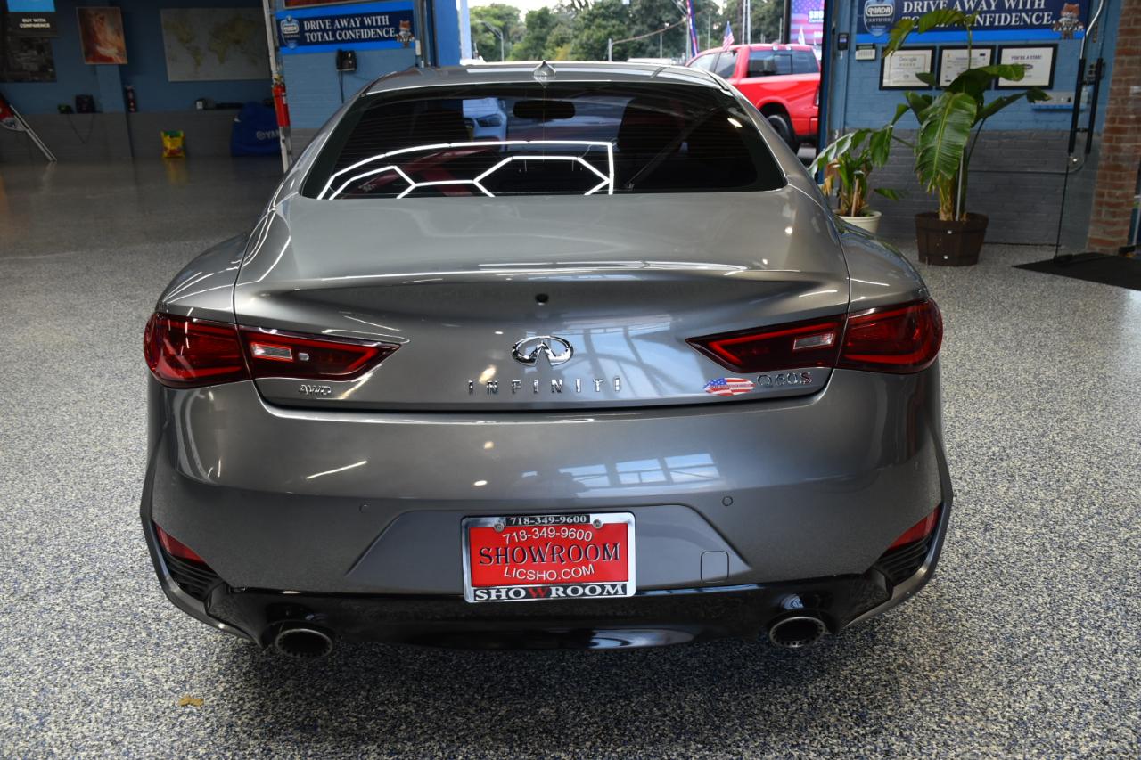 Infiniti Q60 Red Sport 400 AWD 2017