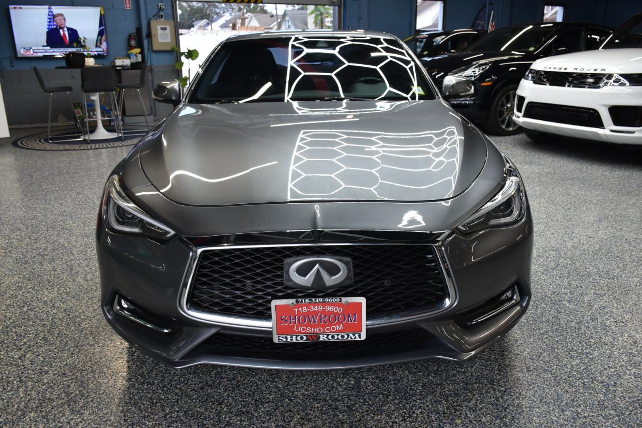 Infiniti Q60 Red Sport 400 AWD 2017
