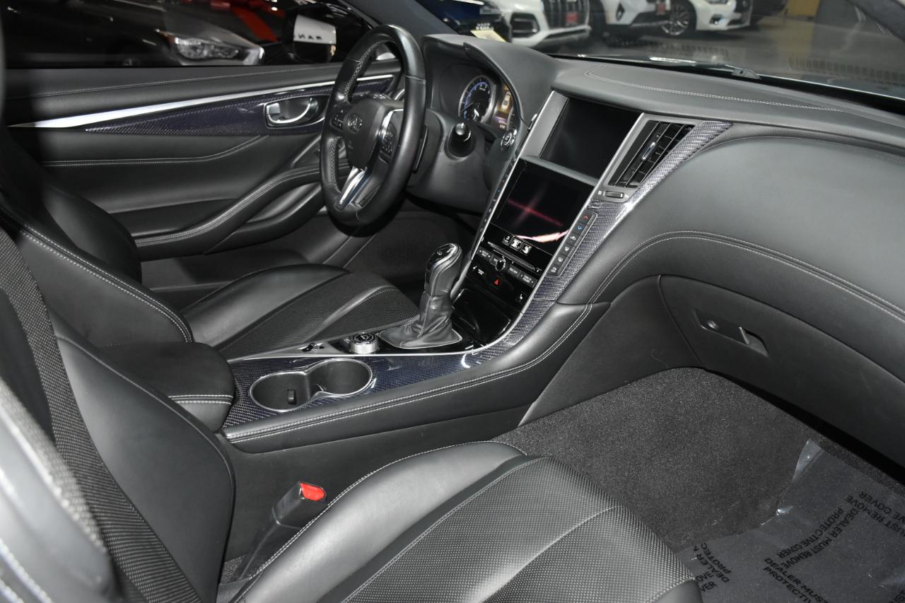 Infiniti Q60 Red Sport 400 AWD 2017