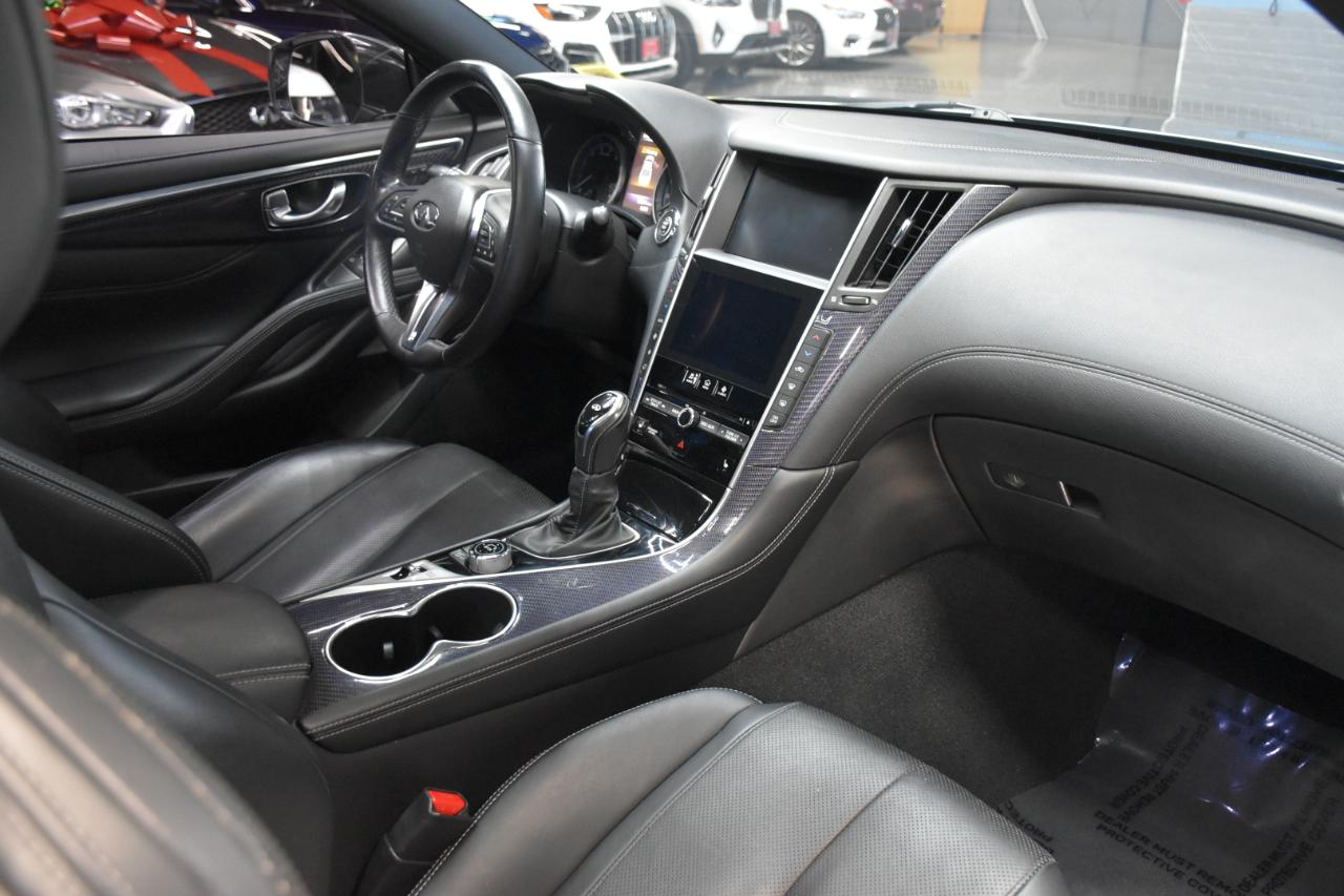 Infiniti Q60 Red Sport 400 AWD 2017