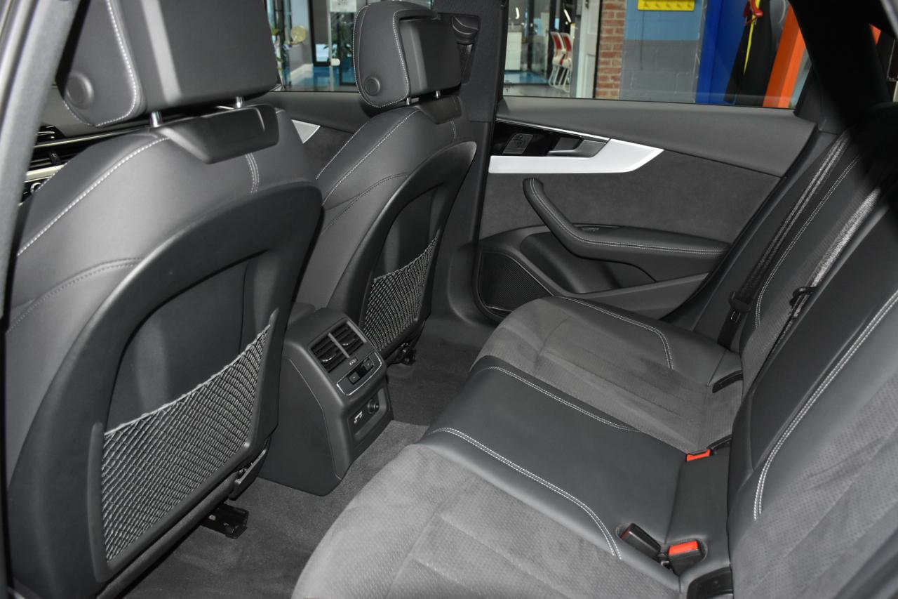 Audi A4 Premium Plus quattro 2024