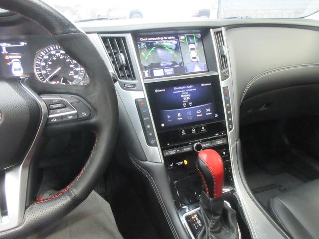 Infiniti Q50 3.0t LUXE AWD 2019